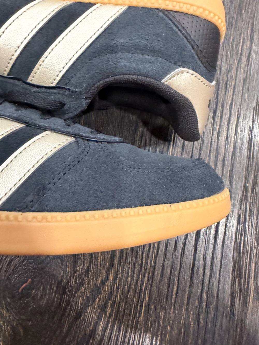 Breaknet sleek adidas womans size 6 blue with silver strips - Picture 3 of 10
